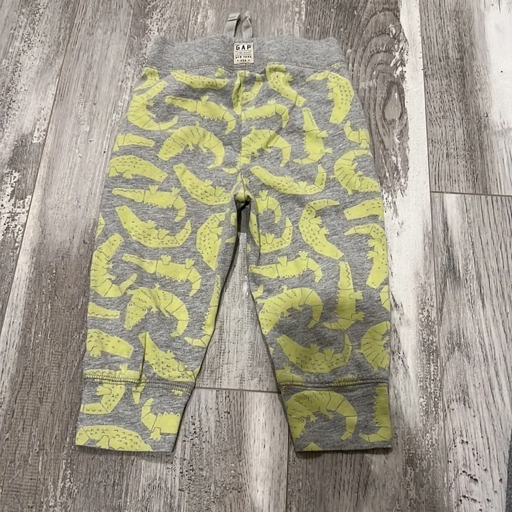 Baby GAP Joggers 18-24M